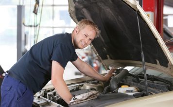 De versnellingsbakolie eenvoudig zelf verversen – tips en handleiding