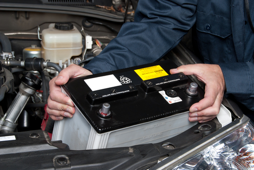 auto batterij onderhoudsbeurt