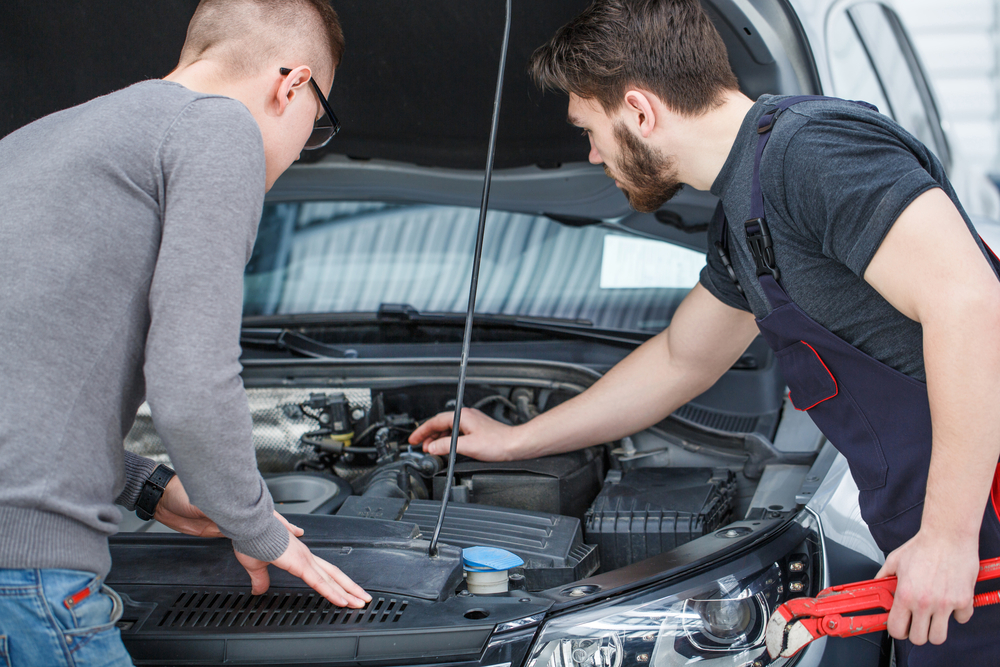 Tijdens het onderzoek in de autogarages