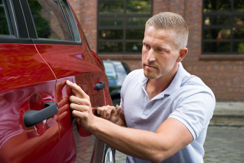 Ongevallenschade door de auto-expert ontdekken