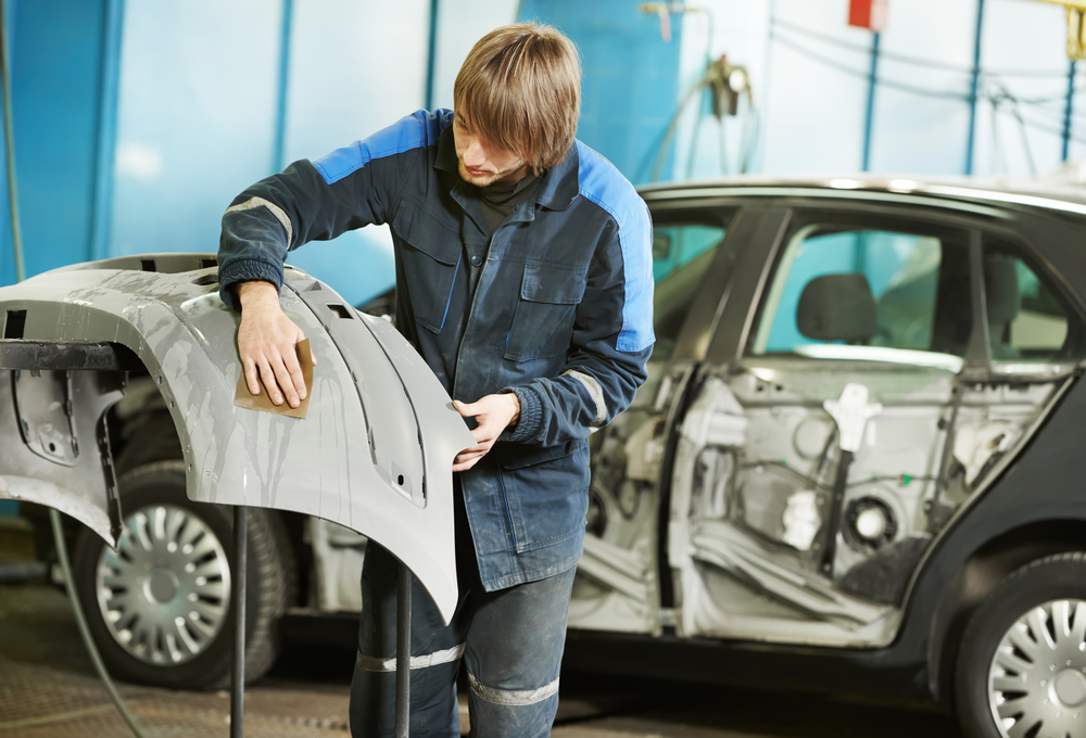 auto bumper demonteren