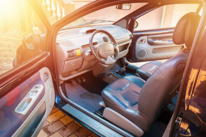 Rijdt, remt, toetert – een pleidooi voor low-budget auto's