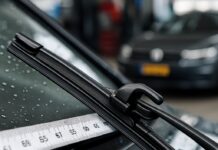 Welke ruitenwissers heb ik nodig voor mijn auto: welke maat wordt aanbevolen en hoe lang gaan ze mee